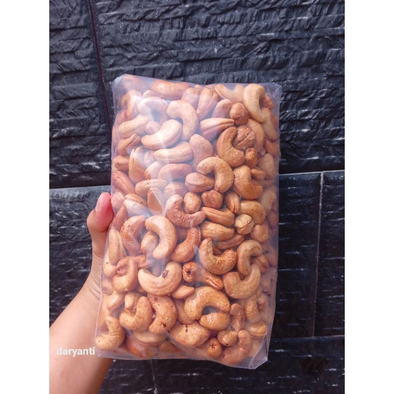 

kacang mete goreng SUPER