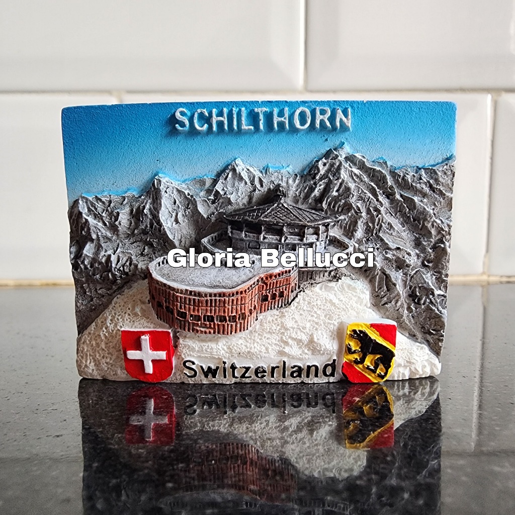tempelan hiasan kulkas magnet schilthorn swiss souvenir oleh oleh negara switzerland eropa