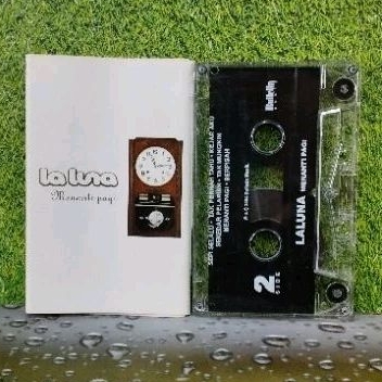 Kaset pita La Luna album Menanti Pagi