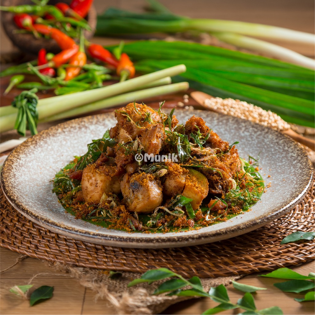 

Munik Resto Ayam Tangkap Ready to Eat