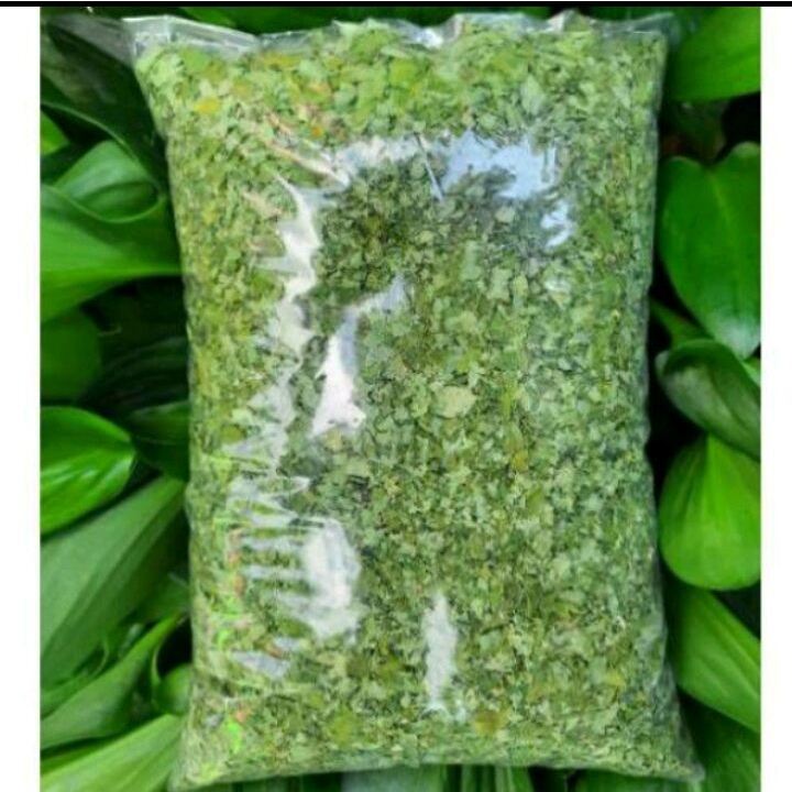 

Daun kelor kering