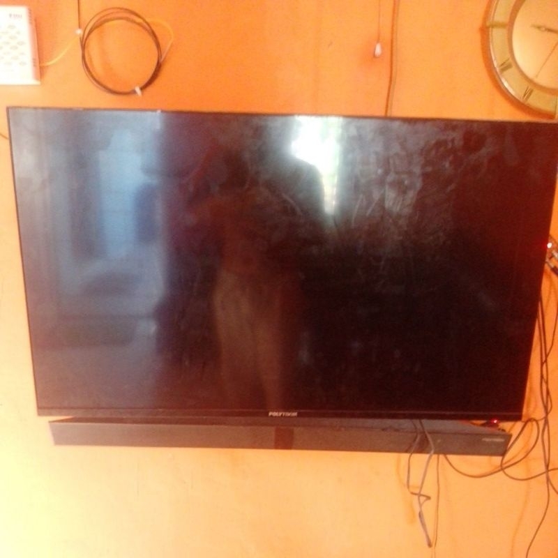 Polytron43Inch