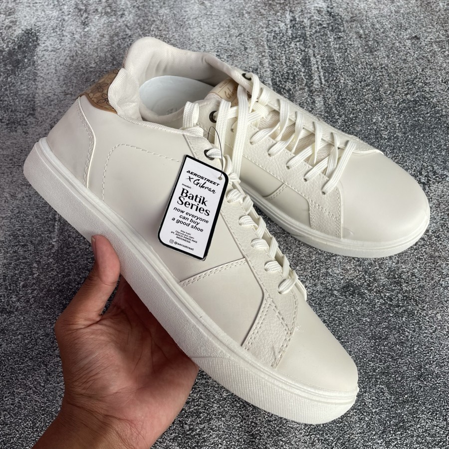 Sepatu sneakers Casual Aerostreet Batik X Gibran Series 1