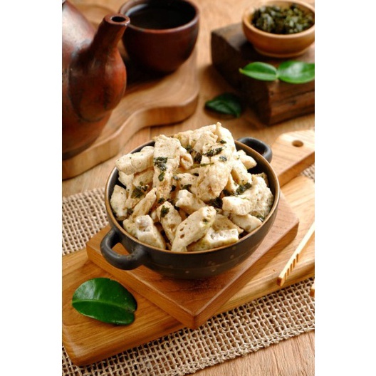 

Grosir Basreng daun jeruk ASIN 1kg serbuuu