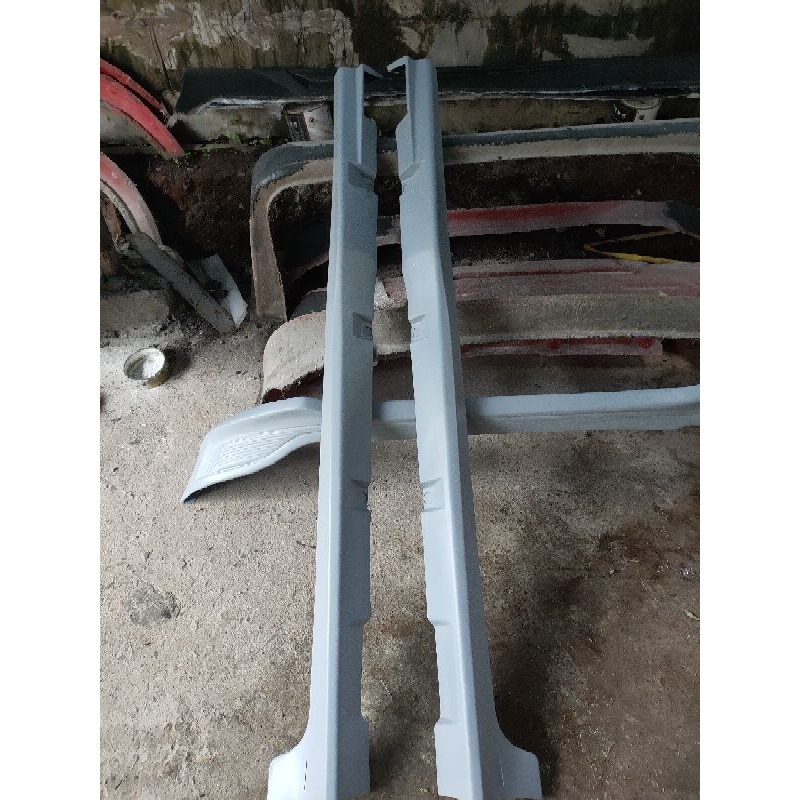 Bodykit samping Agya trd