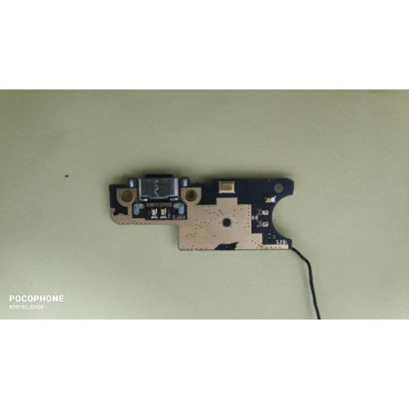 PCB Cas + Antena Pocophone F1