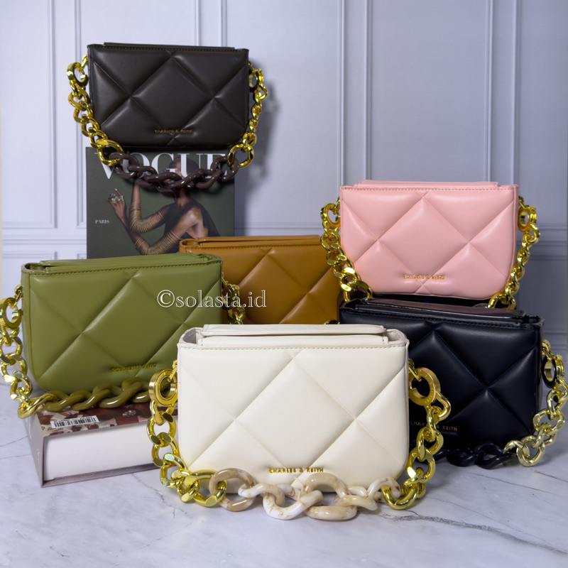 SOLA15 - SOLASTA TAS C SELEMPANG WANITA PADDED MINI DANIKA CHUNKY CHAIN