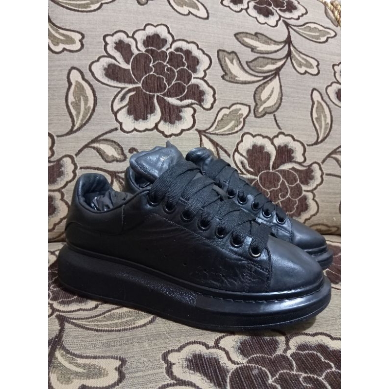 ALEXANDER MCQUEEN HITAM LANGKA KULIT ASLI