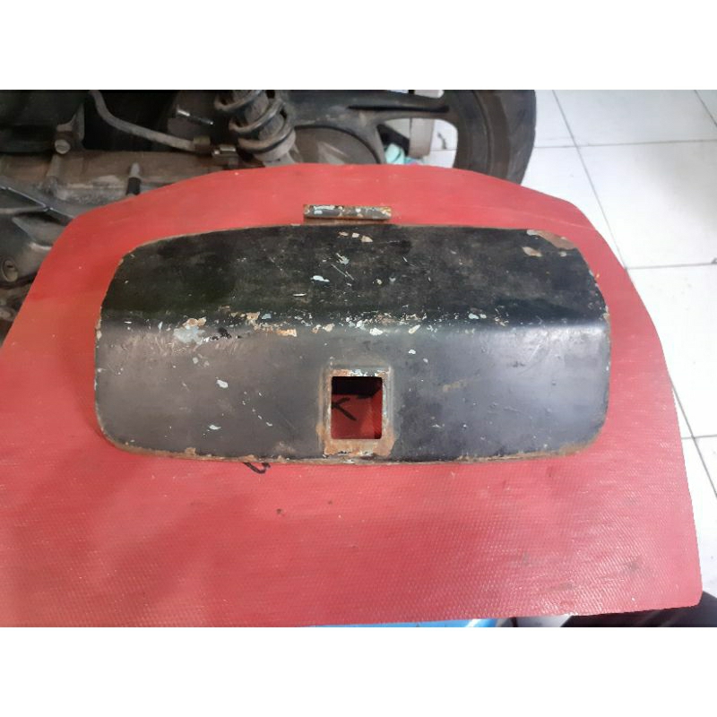 tutup tepong bagasi vespa super ori original copotan