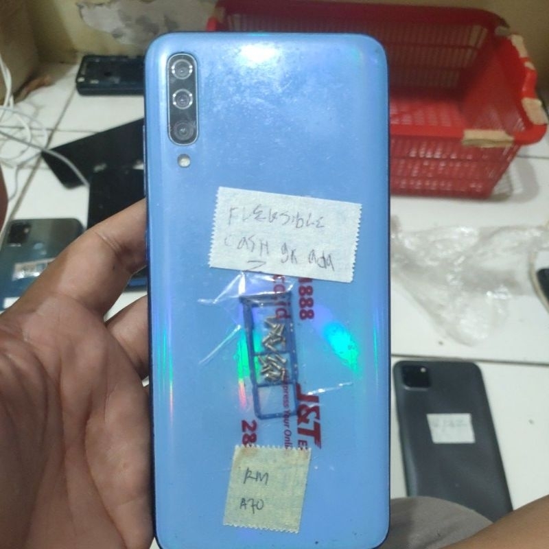 Samsung a70 ram 6/128 minus lcd baca deskripsi
