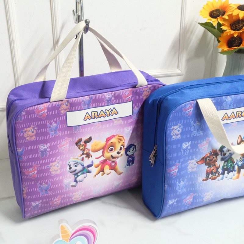 

TAS TENTENG PREMIUM / TAS ULTAH / SOUVENIR PROMOSI / POUCH SKINCARE / AQIQAH / TASYAKURAN / MANYUE