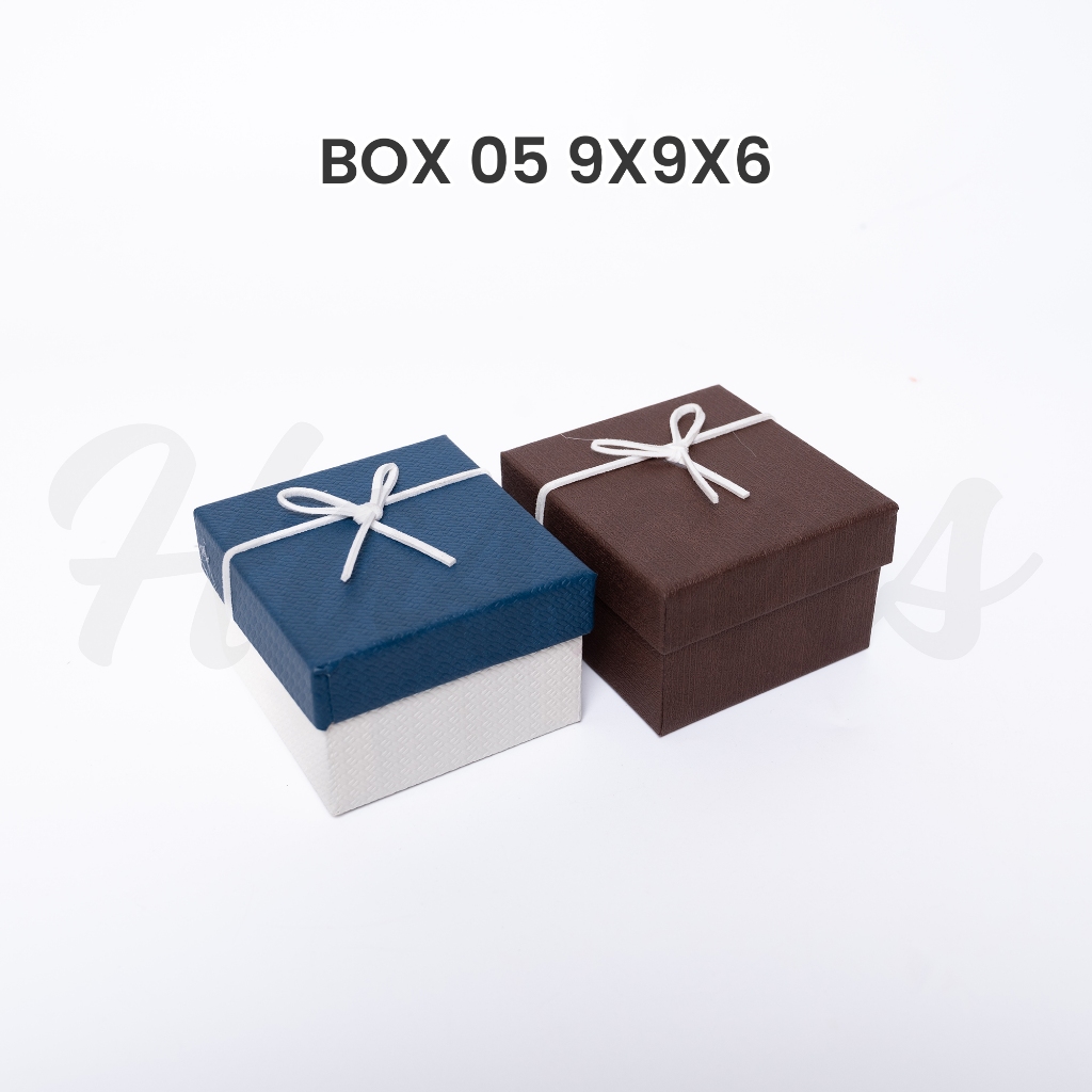

[1 Set] Box Kado / Kotak Hampers / Hard Box / Gift Box / Kotak Kado Hadiah / Box 05 9X9X6