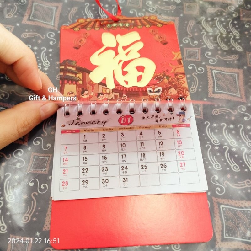 

Kalendar Cina Mini Hampers Set Kalender Imlek Souvenir Gantungan Mobil