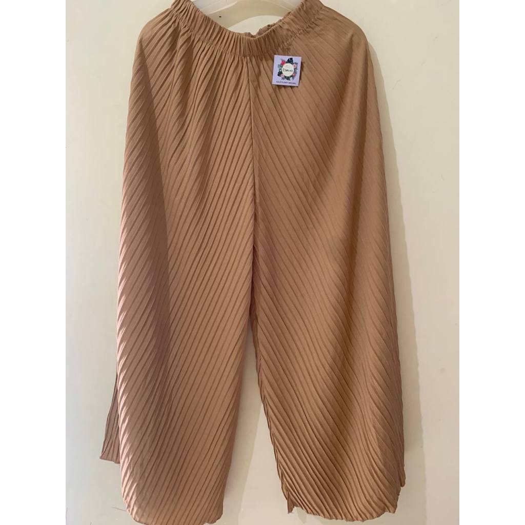 Celana kulot wanita plisket coklat susu