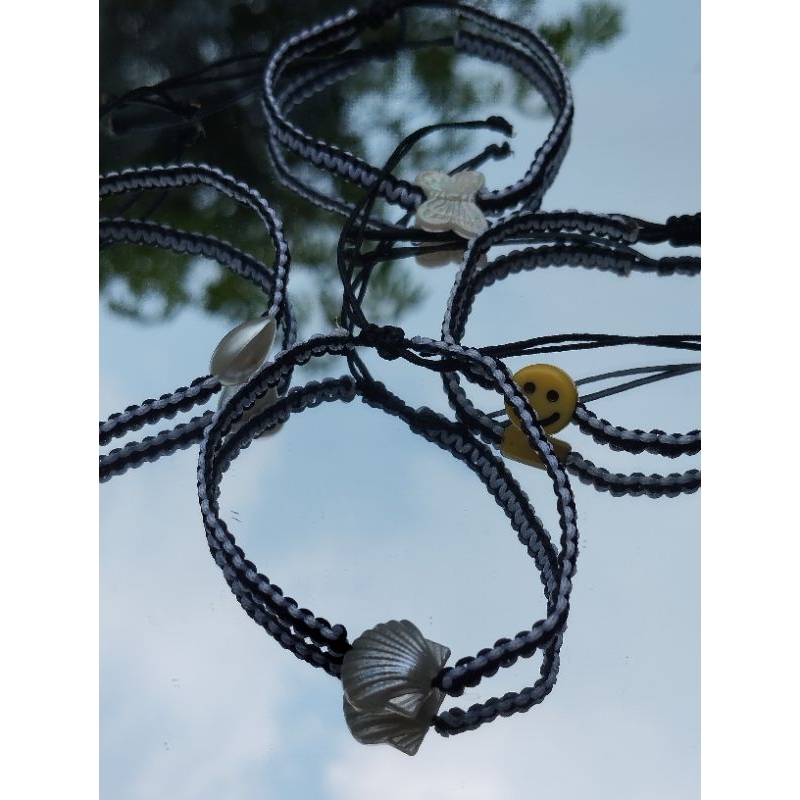 Gelang Benang / Gelang benang huruf /Gelang benang kerang