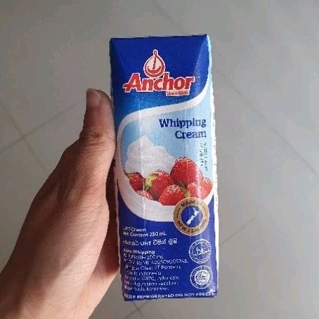 

Anchor WHIPPING CREAM IMPORT NEW ZEALAND 250ml.