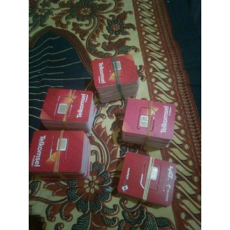 Cangkang kartu plus cip kuningan kartu telkomsel mati