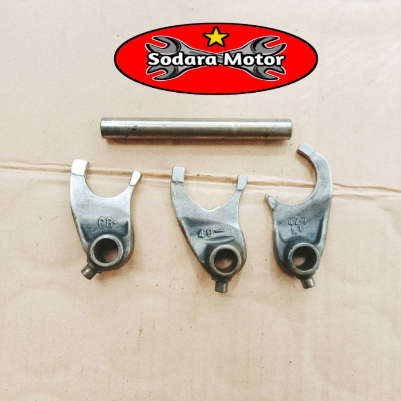CAPIT UDANG TRANSMISI SHIFT FORK PEMINDAH GIGI RASIO MEGAPRO PRIMUS LAMA ORIGINAL