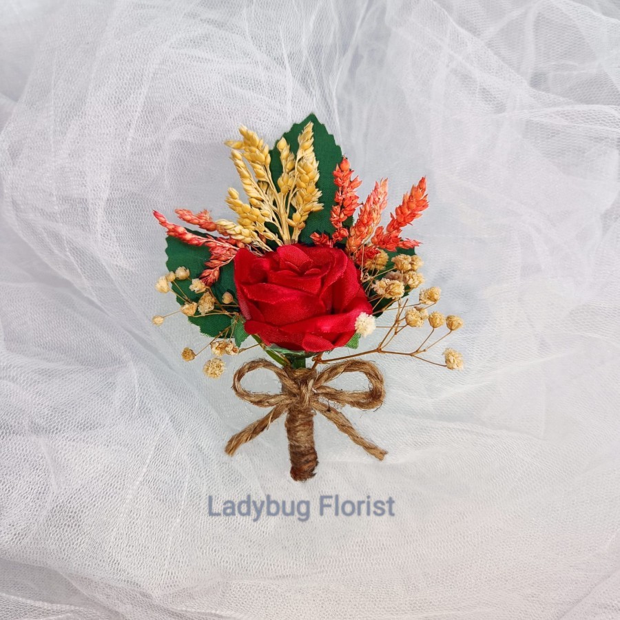 korsase mawar merah rustic pin bros groom bunga jas