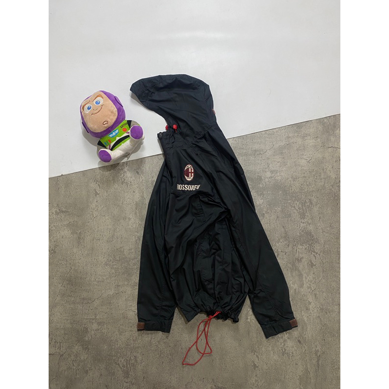Jaket adidas ac milan rosoneri