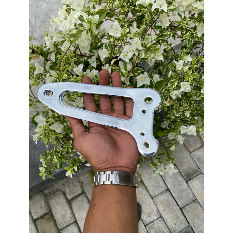 BREKET KNALPOT RX KING NEW 08 CROM BREKET GANTUNGAN KNALPOT RX KING CROM