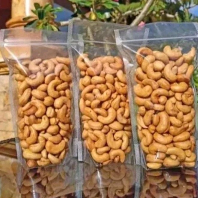 

kacang mede utuh 200gr mateng (TERMURAH)