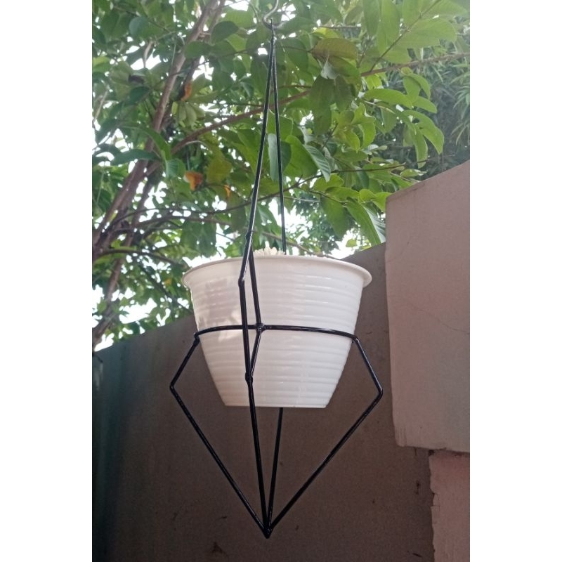 Rak pot bunga anggrek  rak gantung besi rak pot gantung diamond