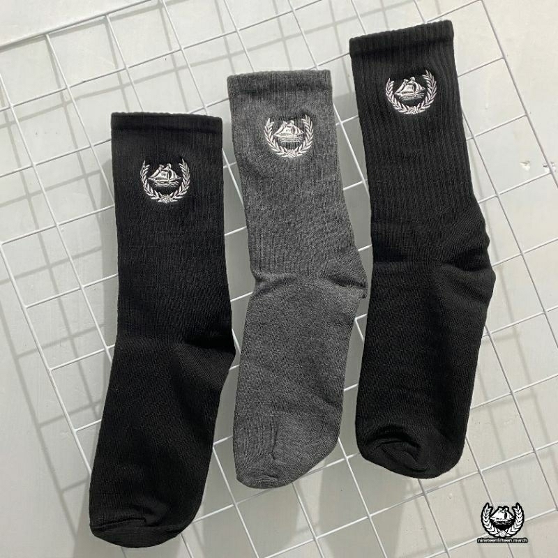 Kaos Kaki Logo Phinisi & Football Bordir