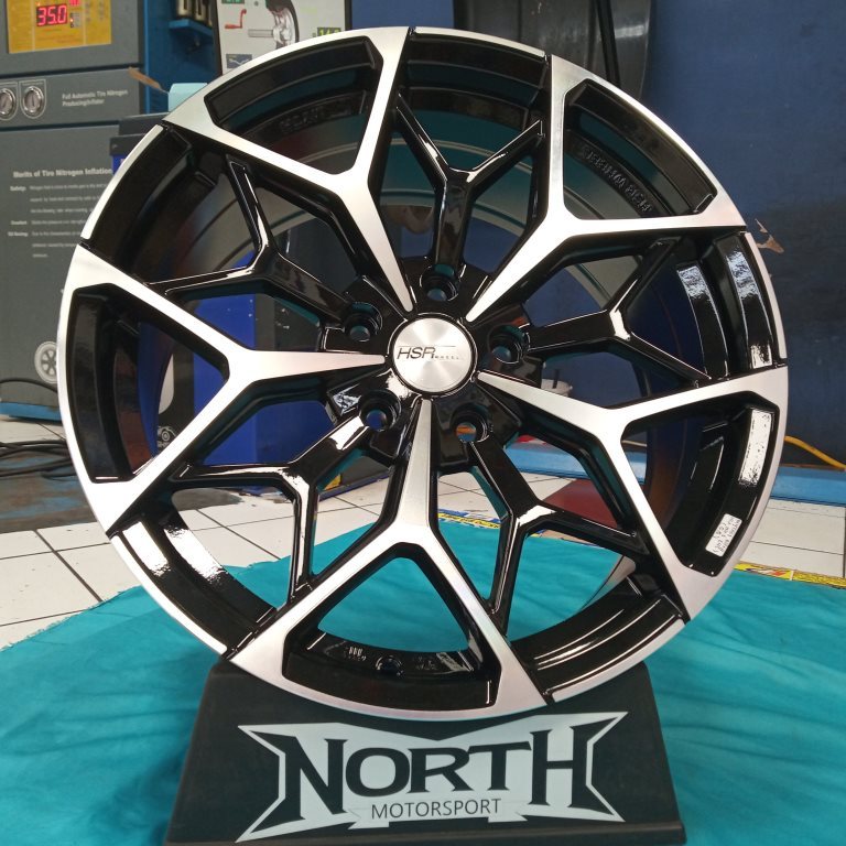 Velg mobil r17 HSR MYTH01 cocok di Xpander Hrv Inova