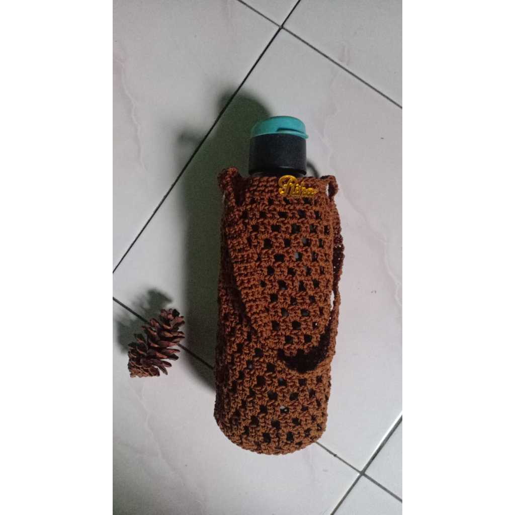 Tas Sarung rajut Botol Minum Kapasitas 1-2 Ltr /Sarung Rajut Botol Aqua/Tas Rajut Termos Tumbler