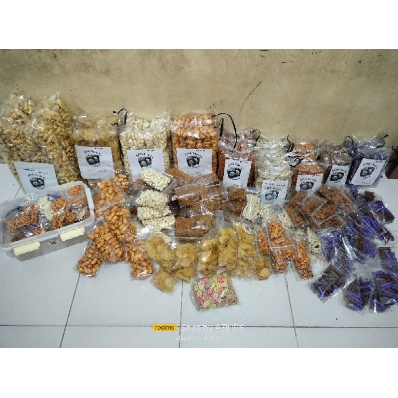 

Cemilan ADA Snacks sesuai pesanan