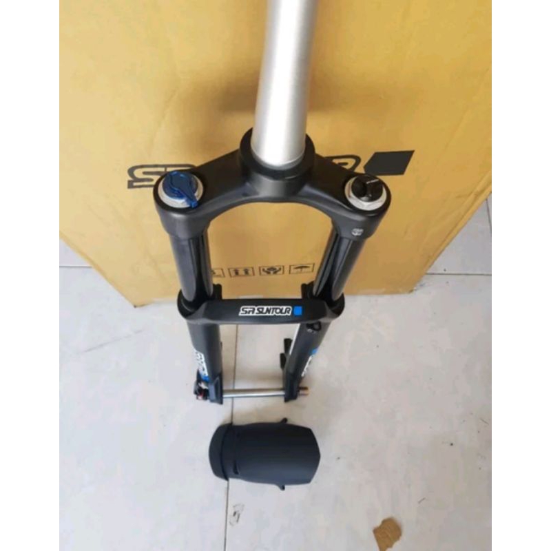 Fork 27.5 SR Suntour Raidon 34 Air Boost Travel 120 Ta15X110 Taper Lock Rebound include Mudguard