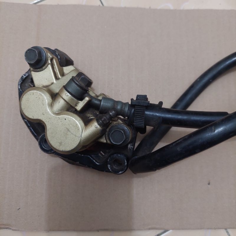 kaliper depan Yamaha RX king original copotan motor.