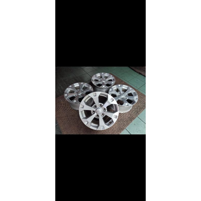 Velg Original Pajero R17