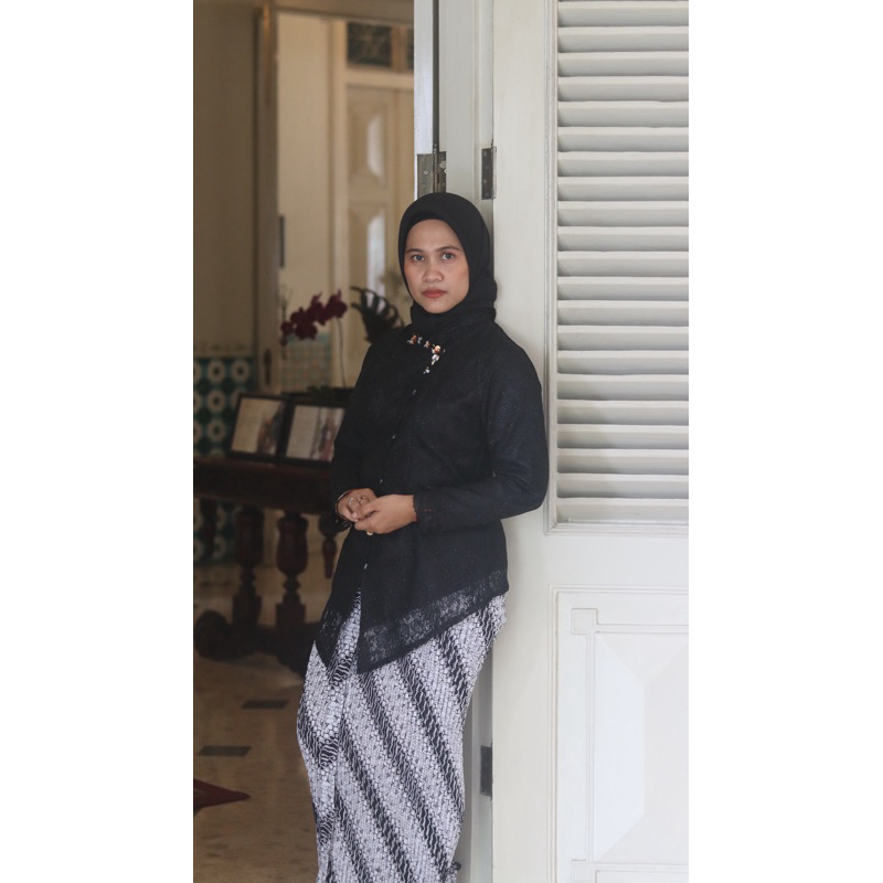 Kebaya Janggan/Kebaya Sanghai/kebaya broklat/Kebaya dian sastro