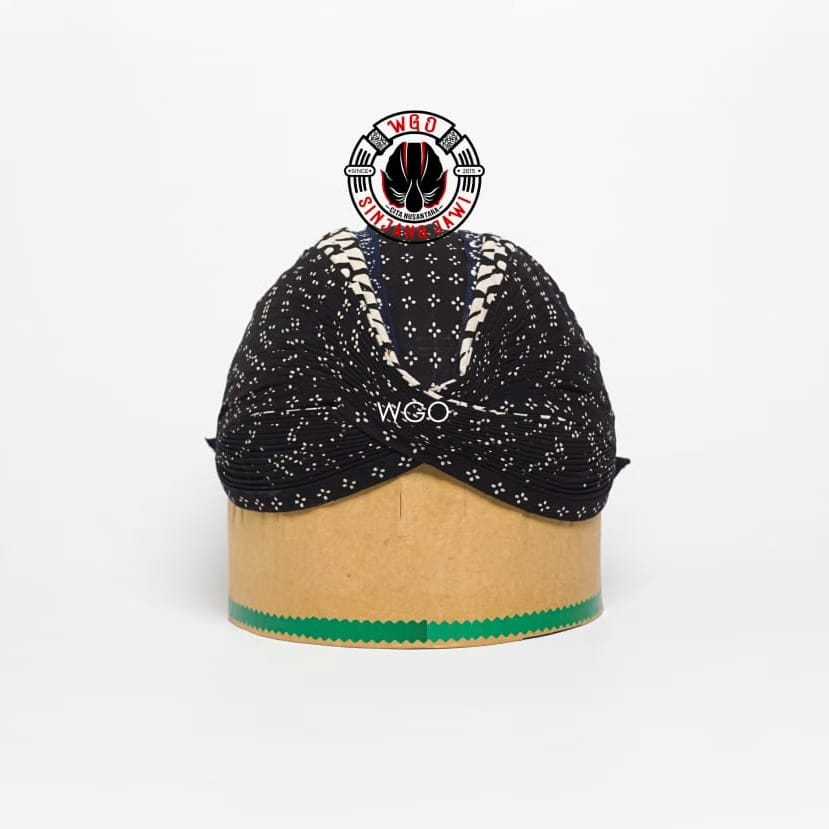 Blangkon Jogja/ Blangkon Alusan/ Motif Mrutu Sewu