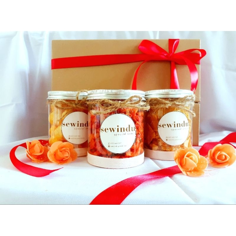 

Hampers snack Hampers Jajan Giftbox Snack Giftbox jajan