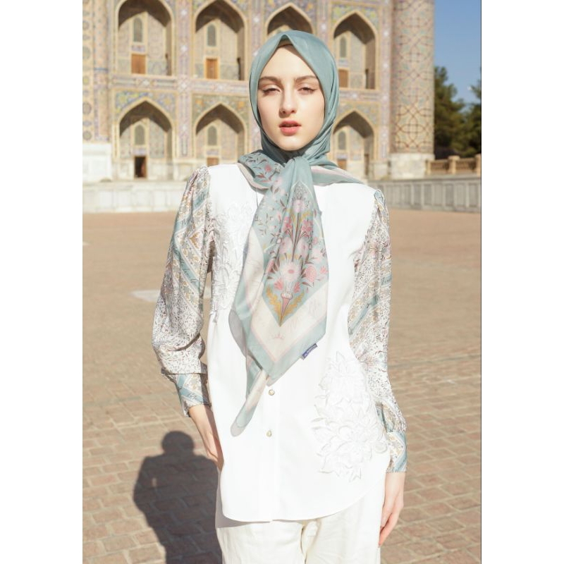 mandjha ivan gunawan hijab - florentina sage scarf