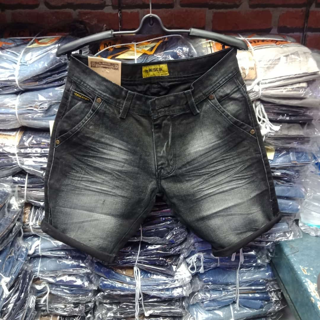 celana jeans mc wiscer pendek polos terbaru