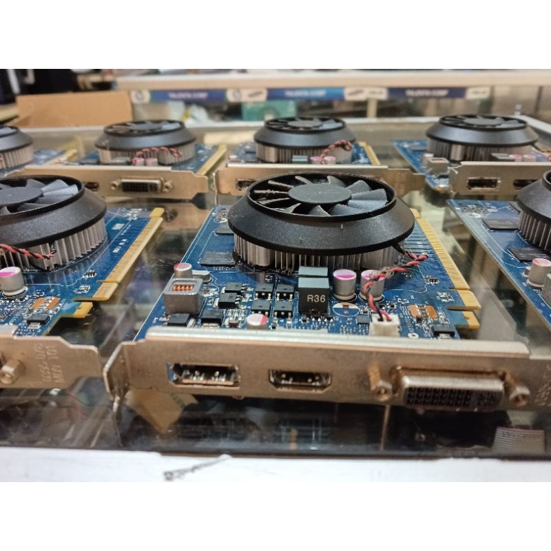 VGA card 1 GB Ddr5 HDMI suport