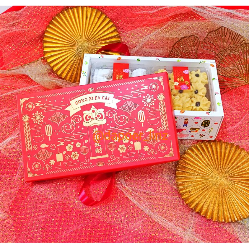 

kotak cny isi 2 toples petak 112 / hampers imlek / hampers cny / box imlek / kotak cny / box cny mewah