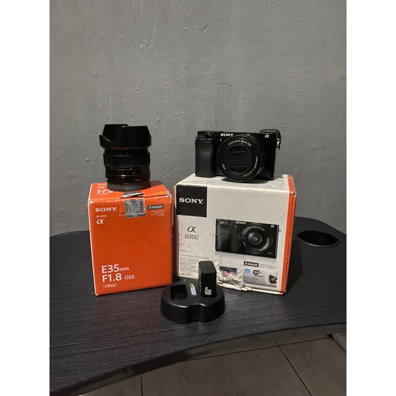 BUNDLE Sony A6000 + Lensa KIT + Lensa FIX 35mm