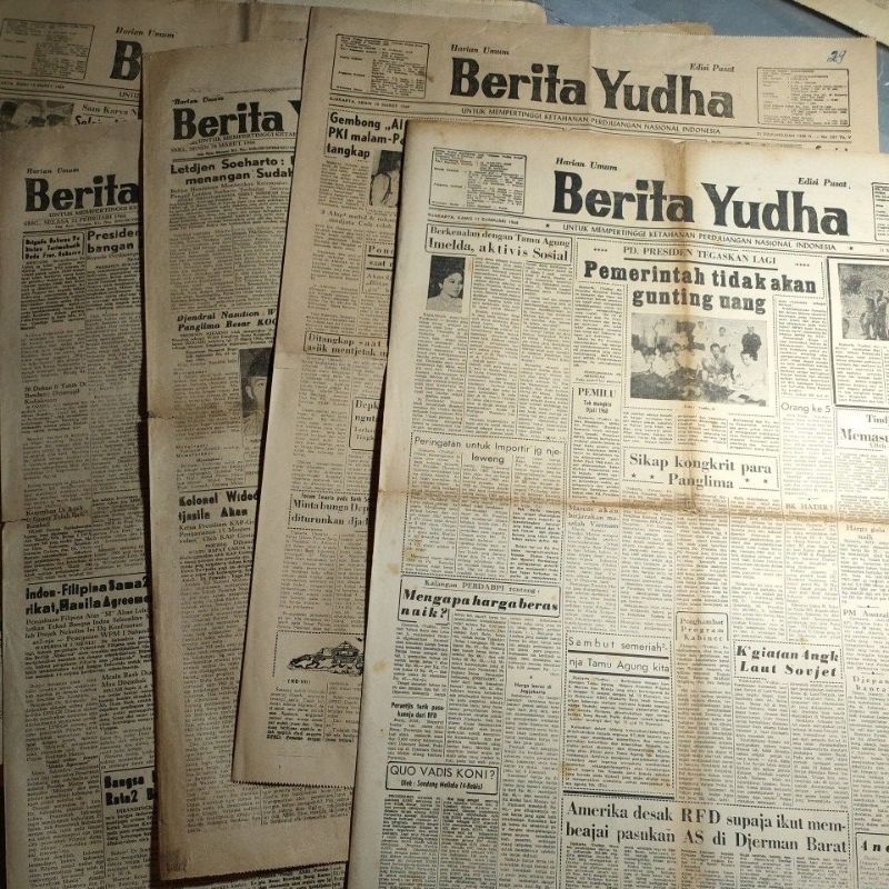 Surat Kabar Lawas BERITA YUDHA 1960an koran masa orde baru
