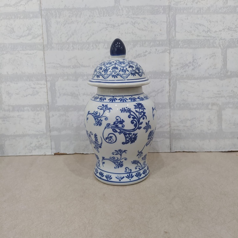 Toples Keramik Biru Putih/ Pajangan Keramik Biru Putih/ Tochin Keramik Import