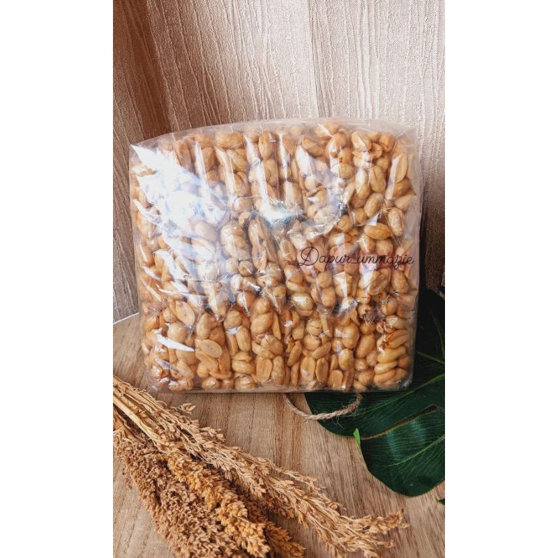 

KACANG BAWANG KACANG TOJIN RENYAH GURIH HOMEMADE HALAL SNACK BOX PESTA SOUVENIR