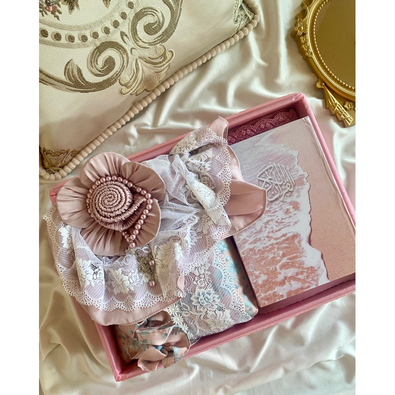 Paket Seserahan Alat Sholat Lengkap | Lily Chlore Pink