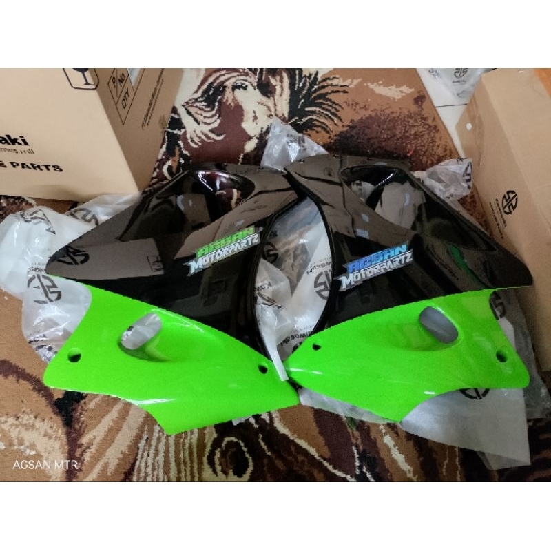 fering fairing sayap bawah ninja rr old SE 2011 polos original Kawasaki