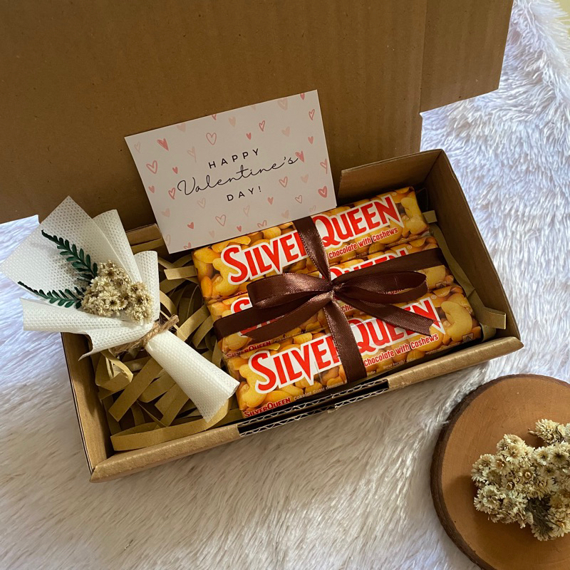 

Hampers Gift Box | Hampers coklat | Hampers Annive | Hampers ultah | Hampers sempro | Hampers wisuda