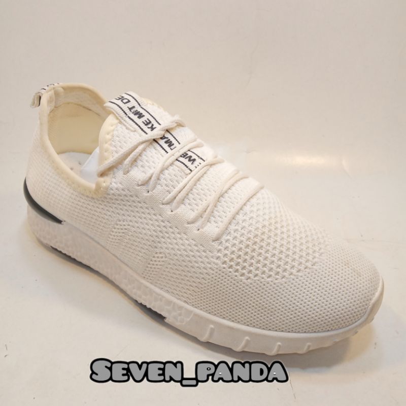 Bozka GZ-43 (Sepatu SlipOn Wanita)