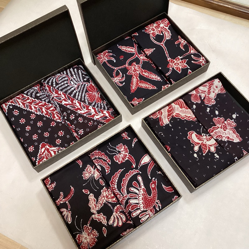 KADO SARIMBIT BATIK TULIS MERAH TANPA BOX